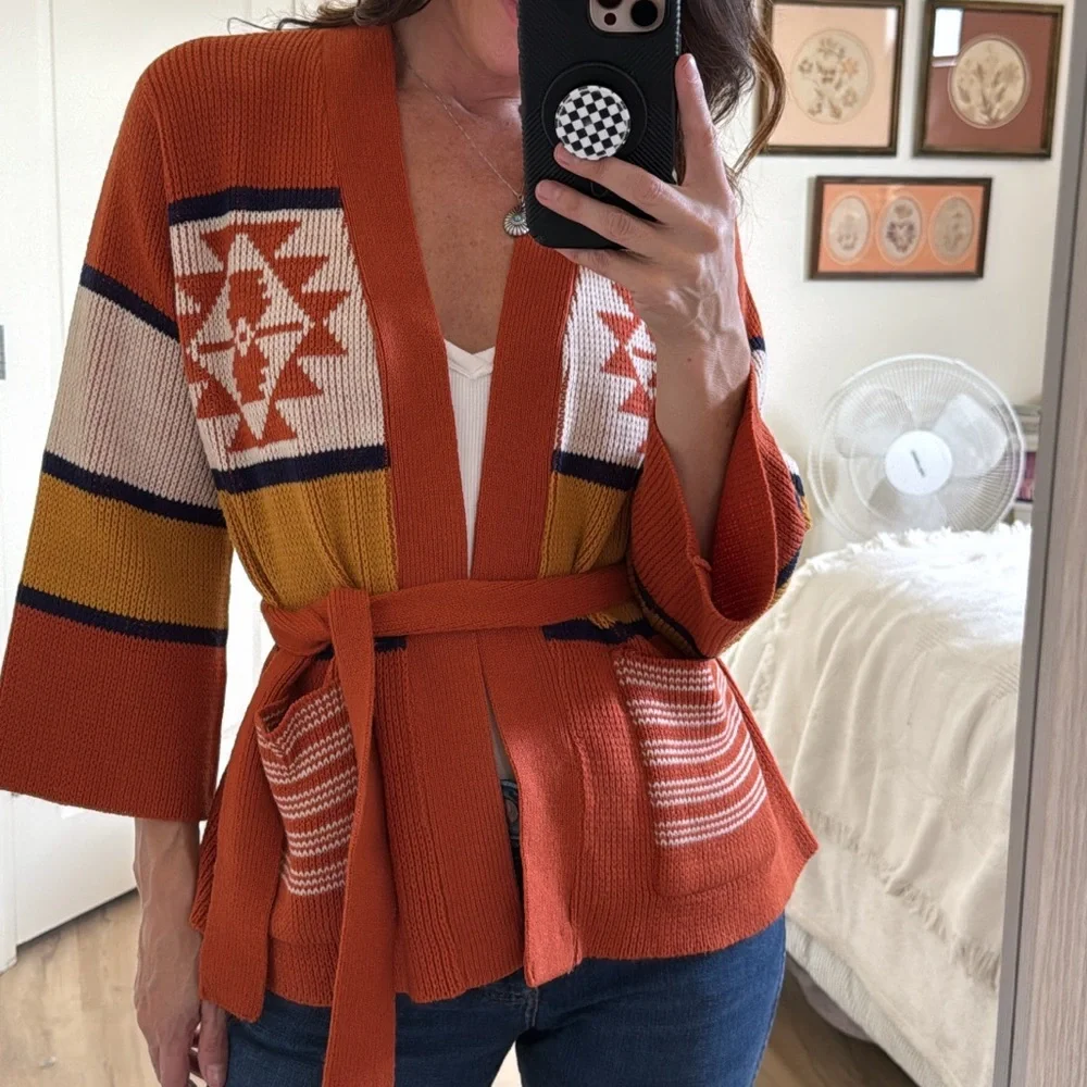 Vintage Southwestern belted cardigan - Picture 3 of 9